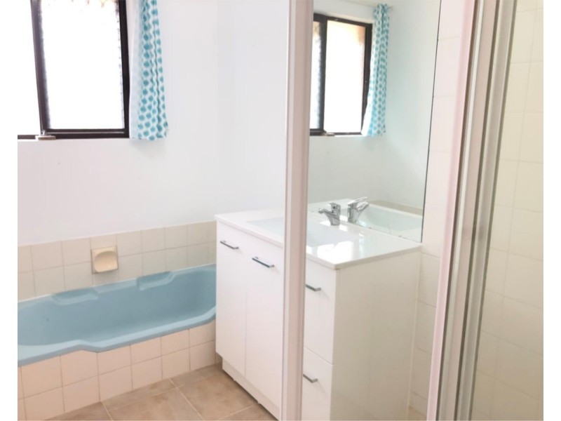 10 Earls Place, Balga WA 6061