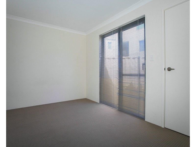 31 Brampton Avenue, Butler WA 6036