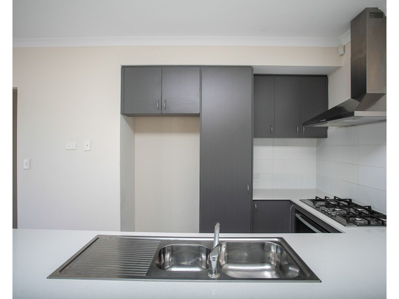 31 Brampton Avenue, Butler WA 6036