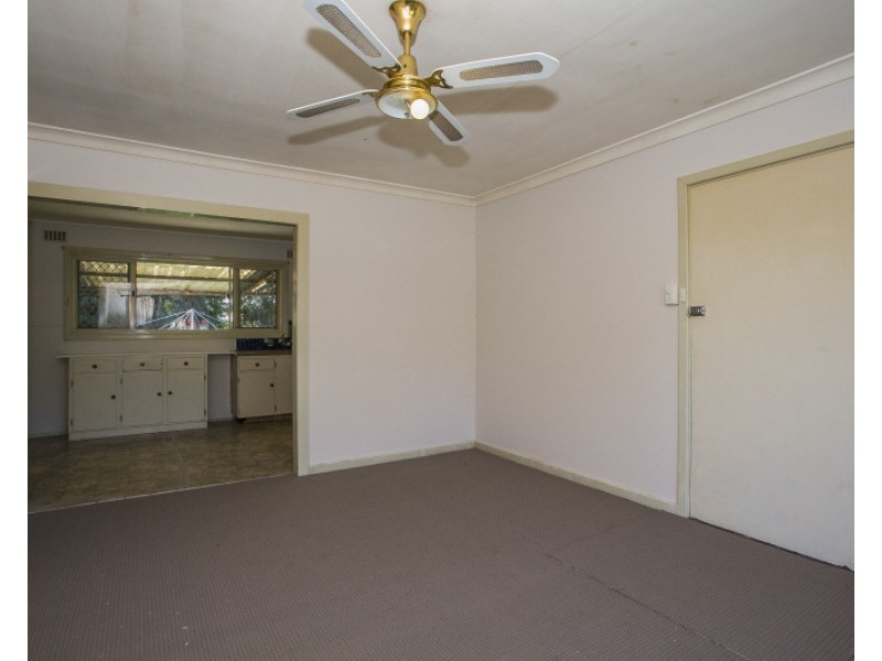 30 Letsom Way, Langford WA 6147