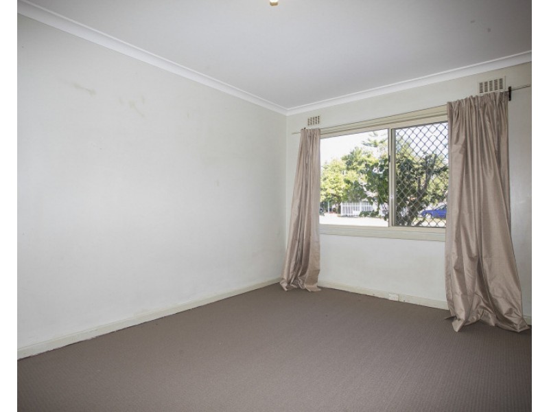 30 Letsom Way, Langford WA 6147