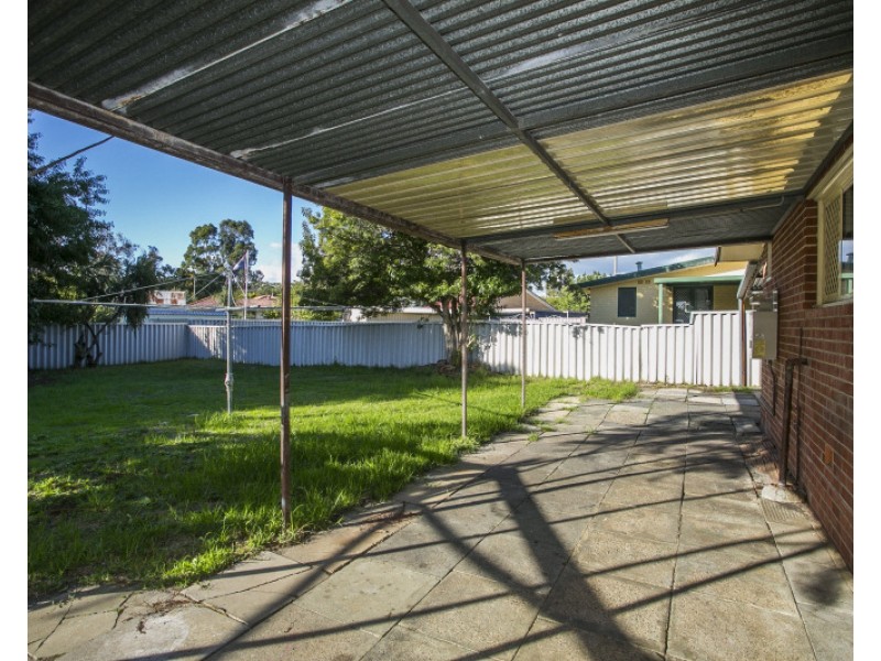 30 Letsom Way, Langford WA 6147