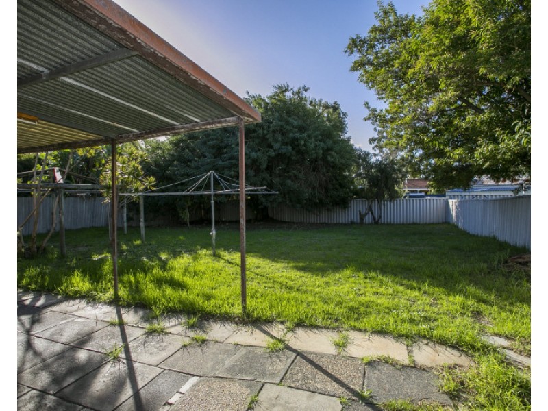 30 Letsom Way, Langford WA 6147