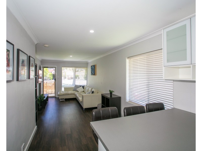 17/322 Canning Highway, Como WA 6152