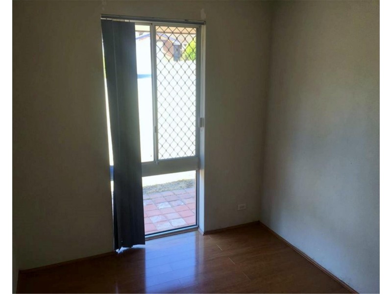 5 Gloves Place, Beechboro WA 6063
