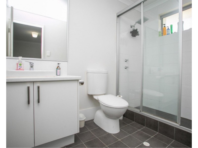 4 Topsham Way, Caversham WA 6055