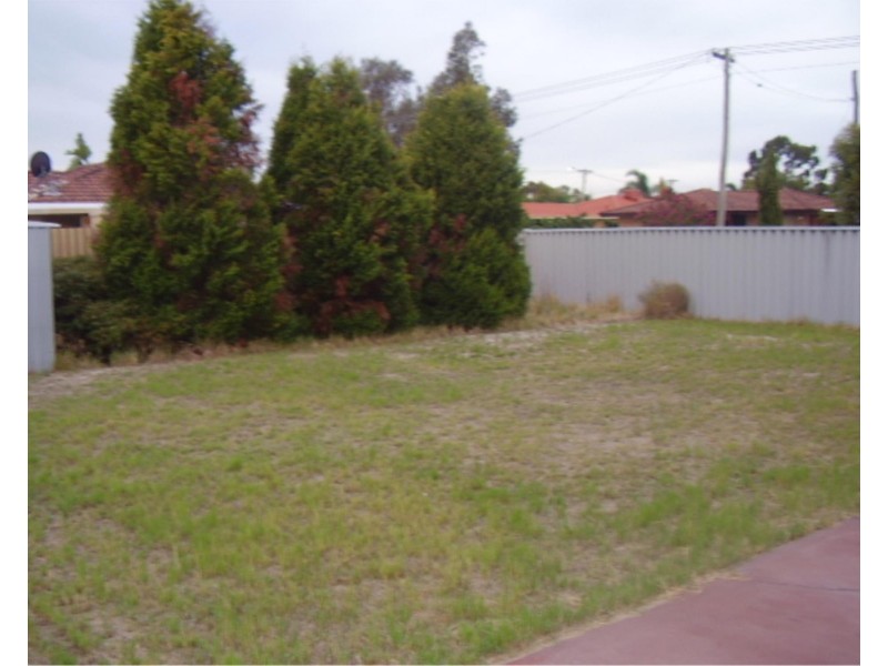 42 Darwin Crescent, Beechboro WA 6063