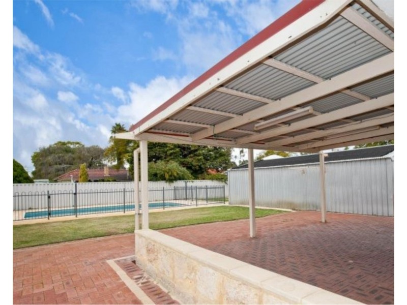 13 Priestley Street, Embleton WA 6062