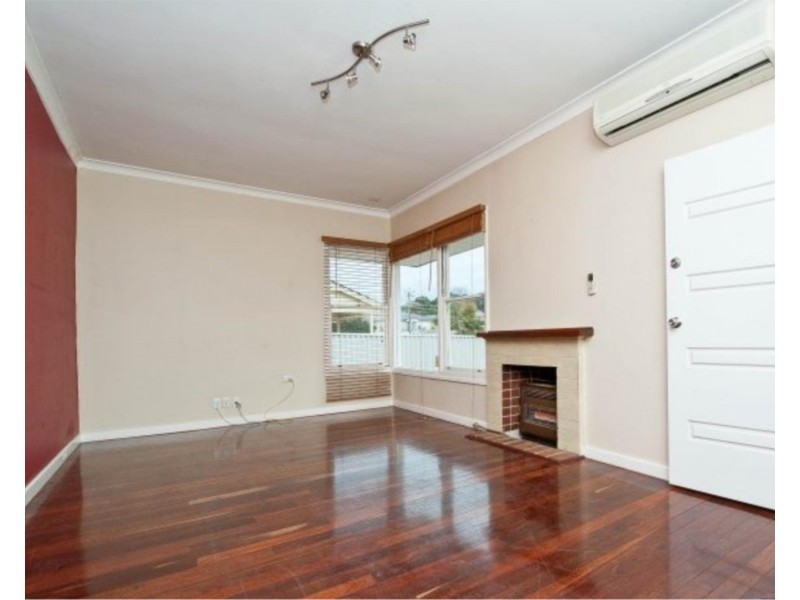 13 Priestley Street, Embleton WA 6062