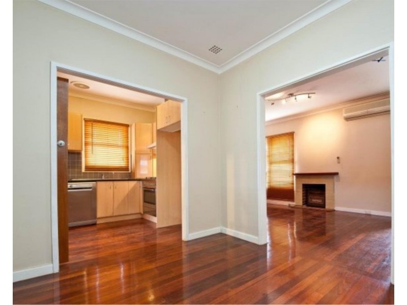 13 Priestley Street, Embleton WA 6062