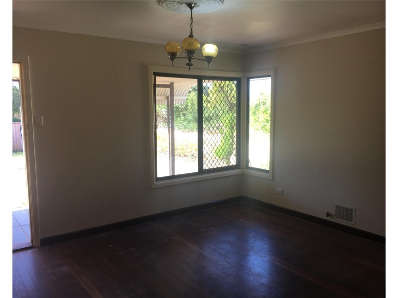 13 Foxwood Way, Langford WA 6147