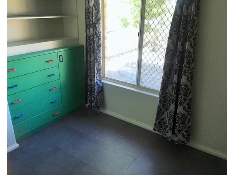 26 Sandalwood Close, Beechboro WA 6063