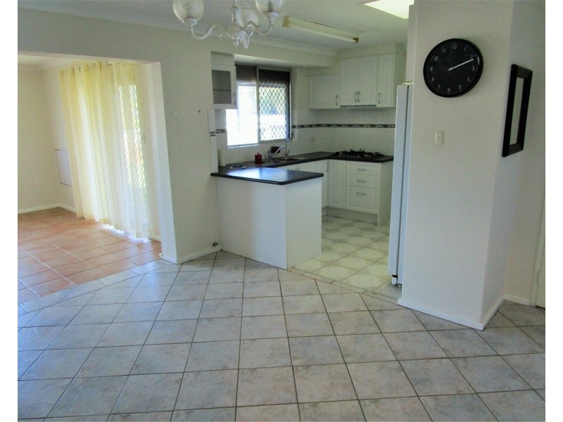 21 Gloves Place, Beechboro WA 6063