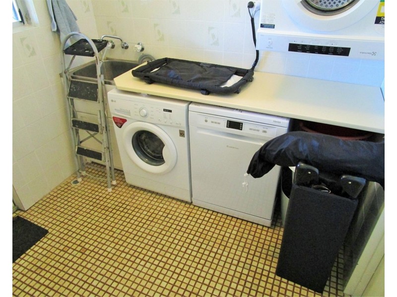 21 Gloves Place, Beechboro WA 6063