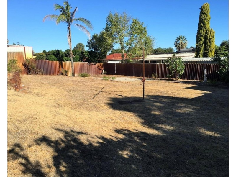 21 Gloves Place, Beechboro WA 6063
