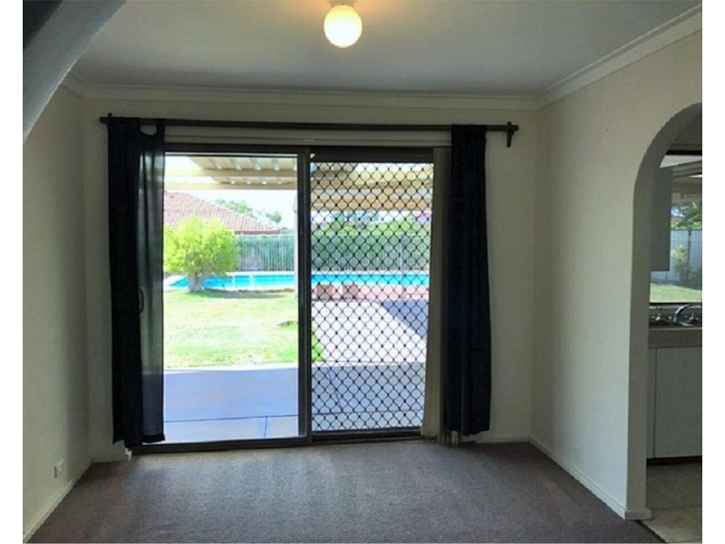 15 Oldham Street, Hillarys WA 6025