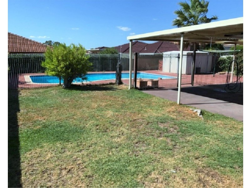 15 Oldham Street, Hillarys WA 6025