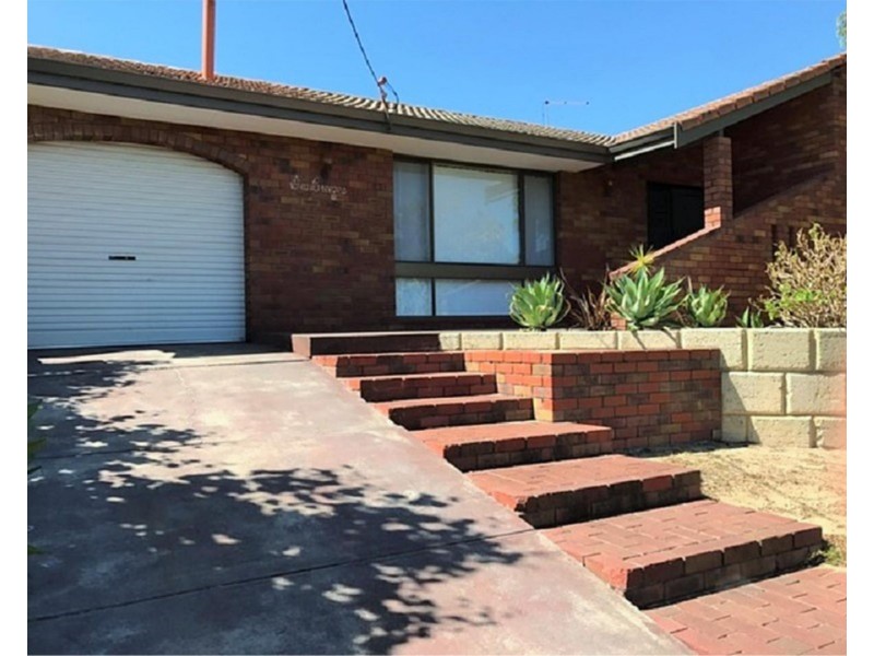 15 Oldham Street, Hillarys WA 6025