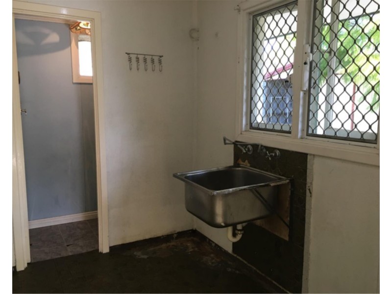 37 Towton Way, Langford WA 6147