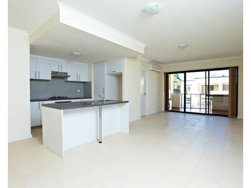 28/5 Eastleigh Loop, Currambine WA 6028