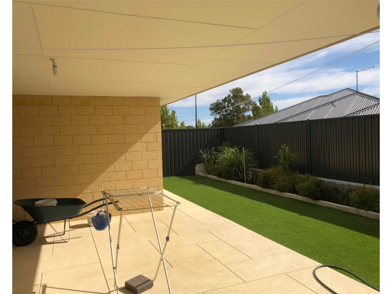 16 Mauve Way, Aveley WA 6069