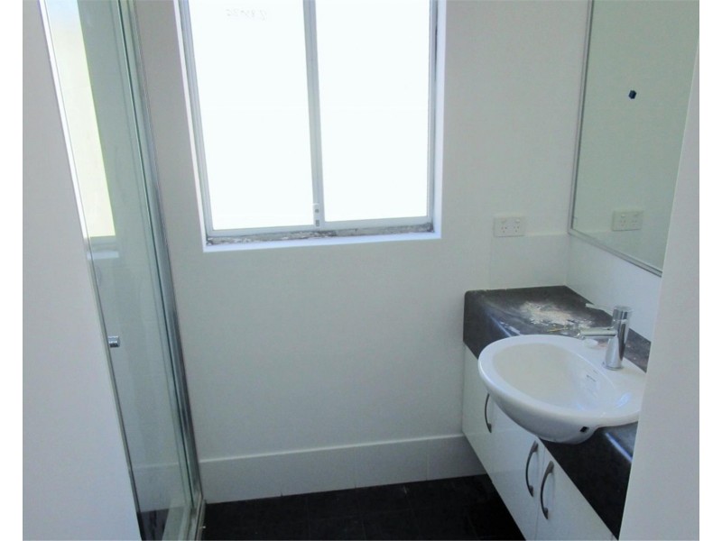 2A/4 Lune Close, Beechboro WA 6063