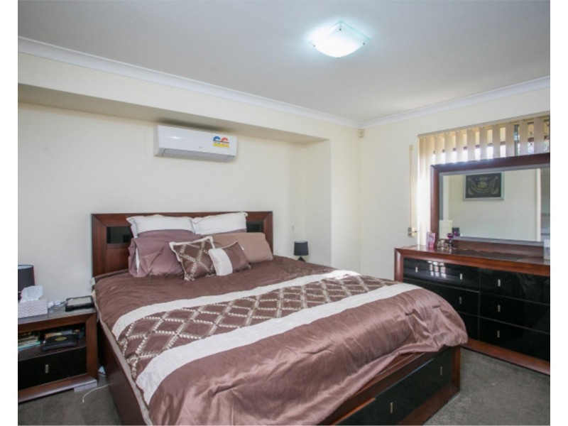 15 Viola Place, Beechboro WA 6063