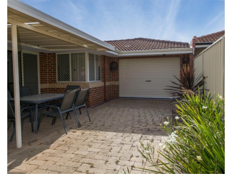 15 Viola Place, Beechboro WA 6063
