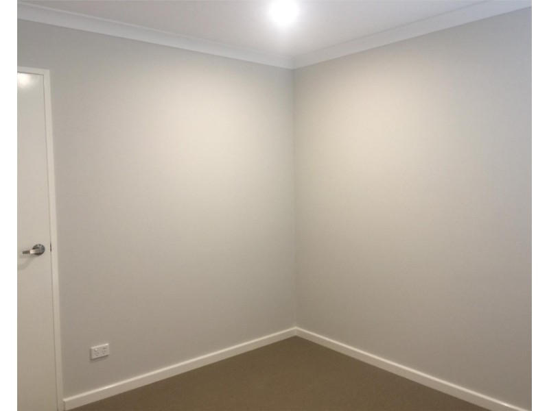 24 Baltic Approach, Piara Waters WA 6112