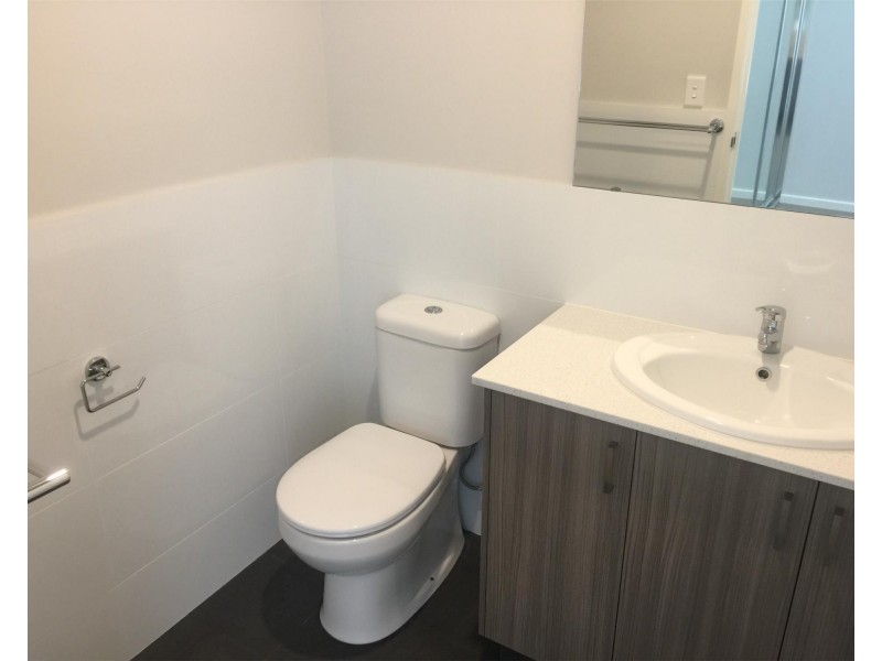 24 Baltic Approach, Piara Waters WA 6112