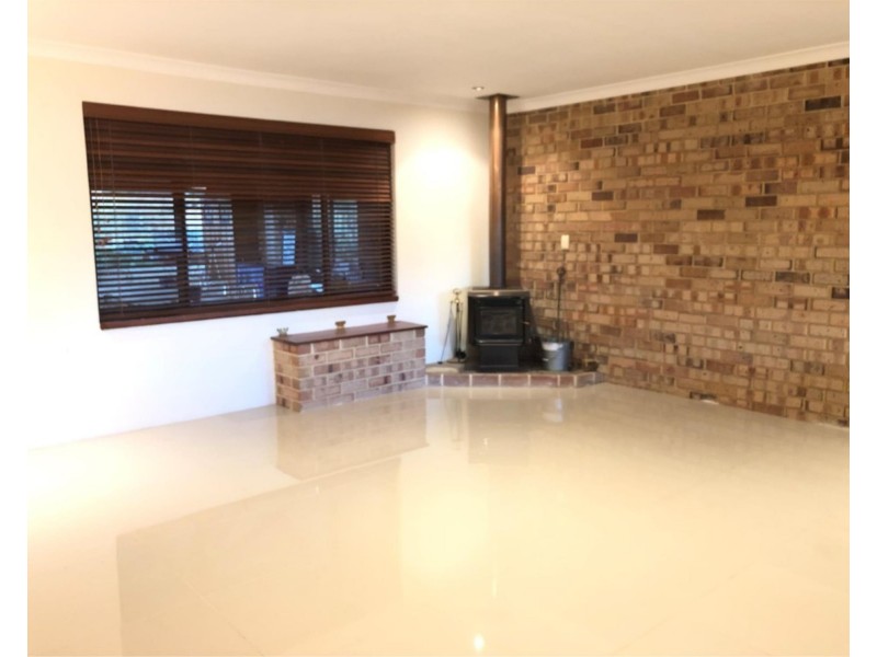 4 Sterling Close, Craigie WA 6025