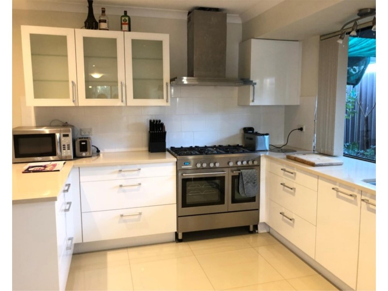 4 Sterling Close, Craigie WA 6025