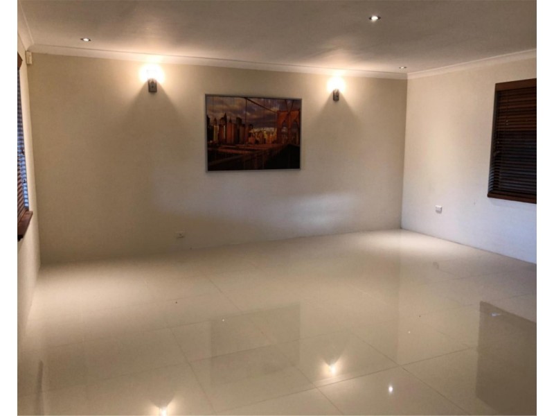 4 Sterling Close, Craigie WA 6025