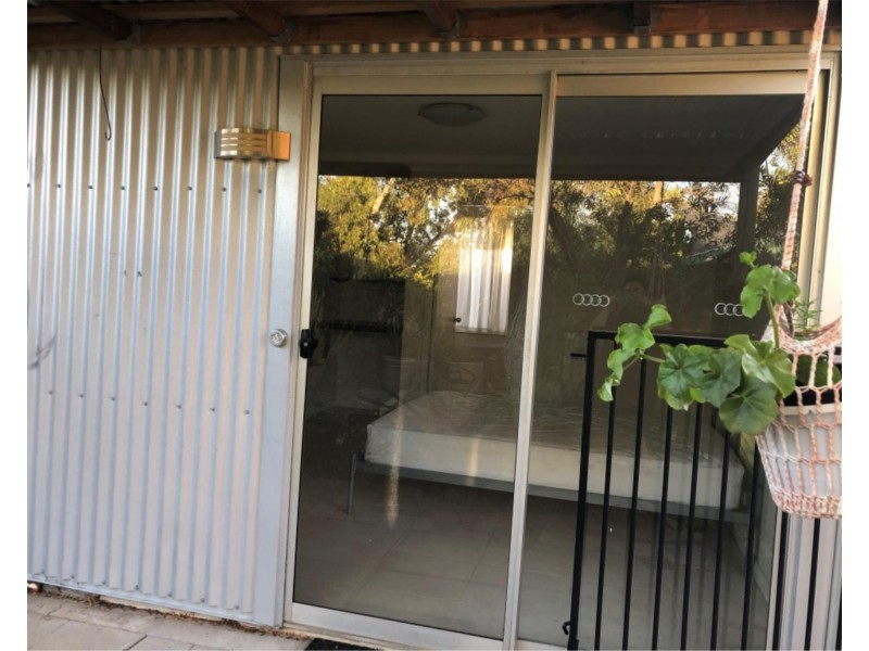 4 Sterling Close, Craigie WA 6025