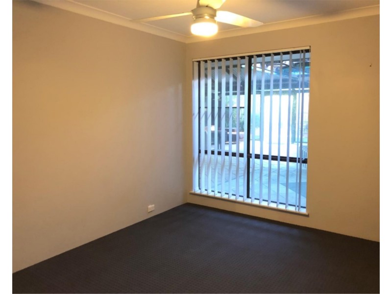 4 Sterling Close, Craigie WA 6025