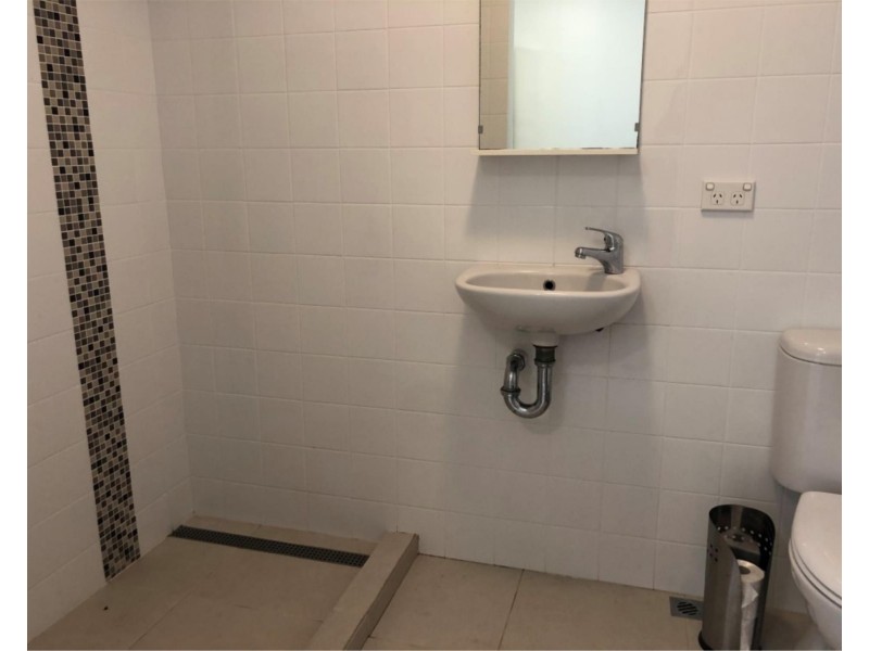 4 Sterling Close, Craigie WA 6025