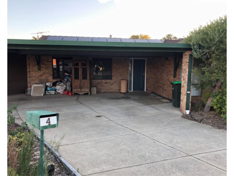 4 Sterling Close, Craigie WA 6025