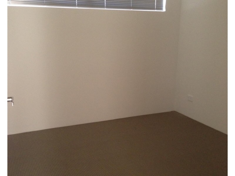 1/26 Matta Way, Pearsall WA 6065