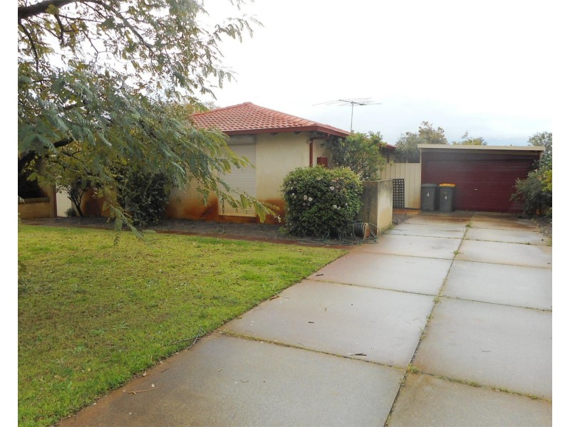 4 Ogram Place, Beechboro WA 6063