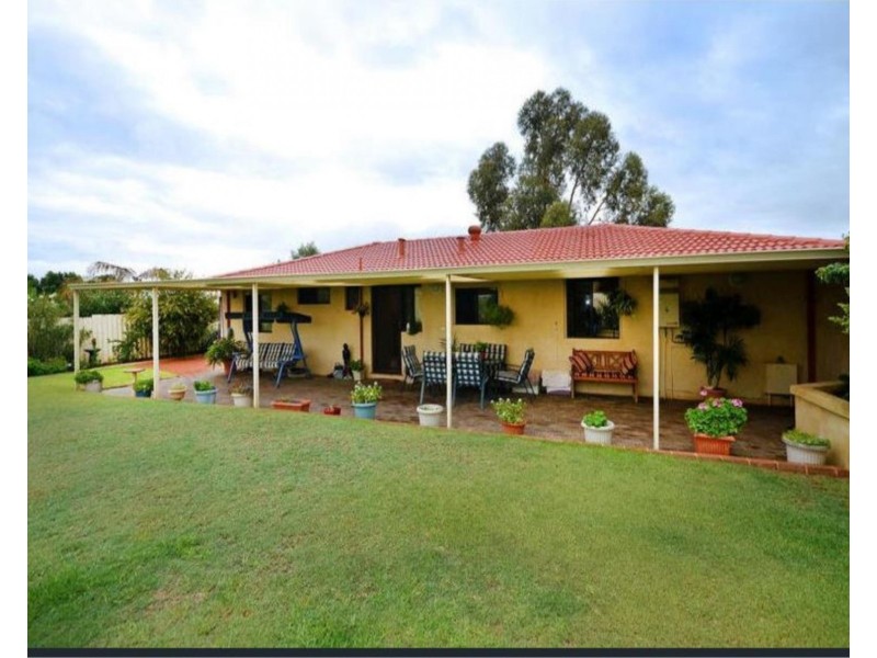 4 Ogram Place, Beechboro WA 6063