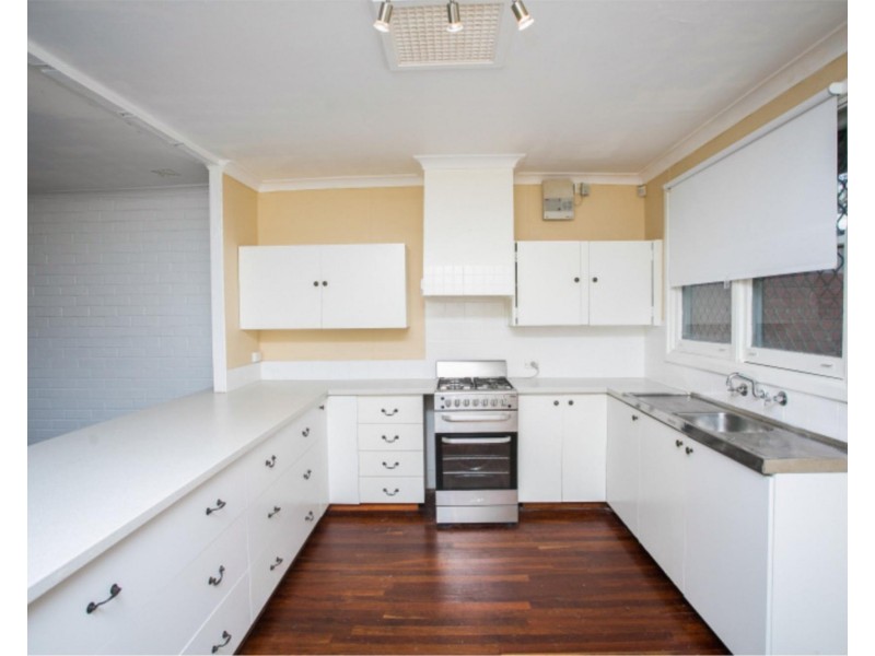 37 Kerwin Way, Lockridge WA 6054