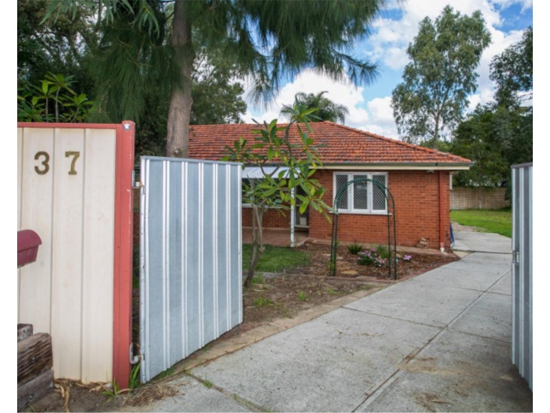 37 Kerwin Way, Lockridge WA 6054