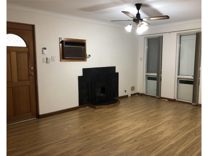 31 Embleton Avenue, Embleton WA 6062