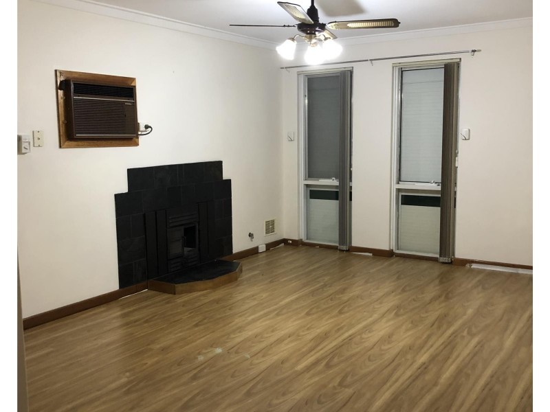 31 Embleton Avenue, Embleton WA 6062