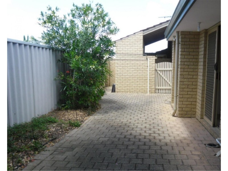 1/12 Fogerthorpe Crescent, Maylands WA 6051
