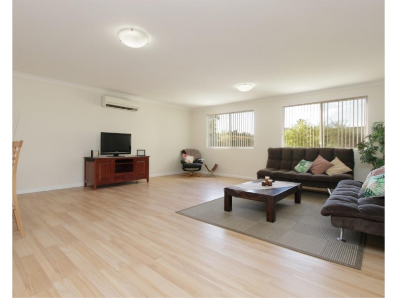 21 Cunningham Loop, Mirrabooka WA 6061