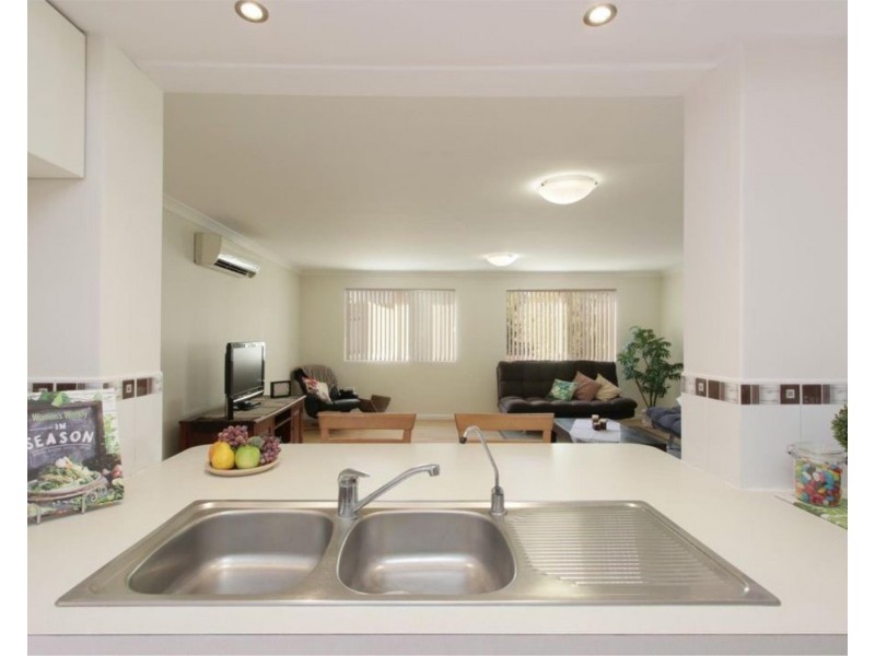 21 Cunningham Loop, Mirrabooka WA 6061