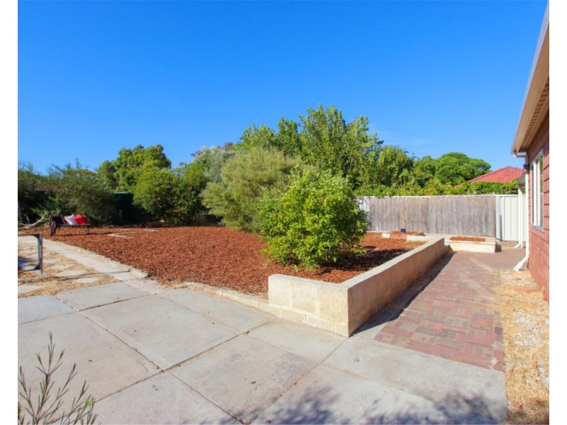 21 Cunningham Loop, Mirrabooka WA 6061