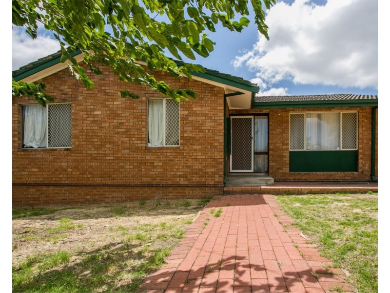 8 Woolgar Way, Lockridge WA 6054