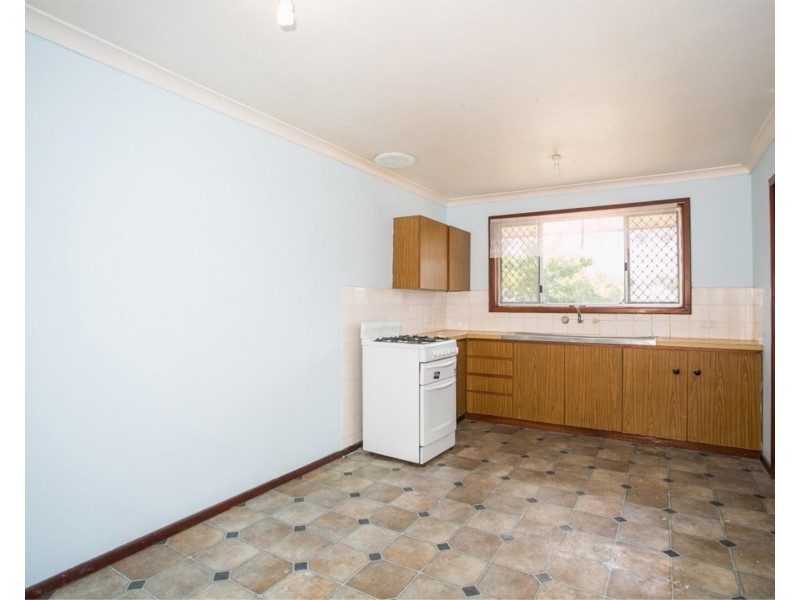 8 Woolgar Way, Lockridge WA 6054